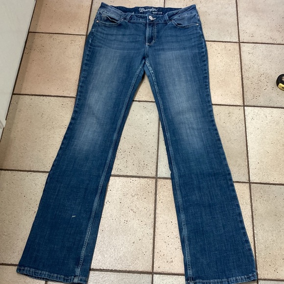 Wrangler bootcut, size 13/36 - Picture 4 of 9